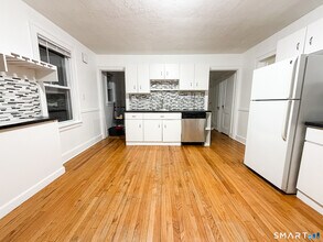 23 Wiklund Ave in Stratford, CT - Building Photo - Building Photo