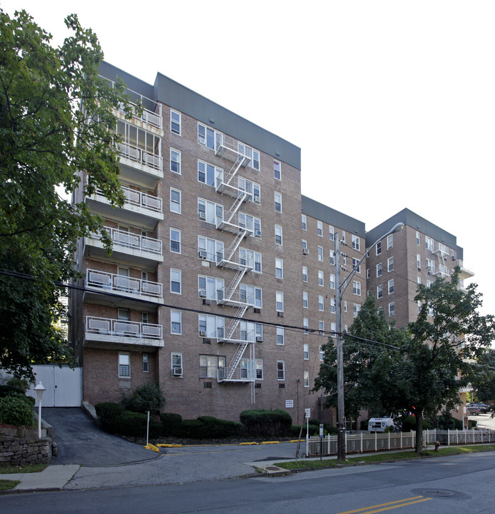 Alden Property Tenants Corporation in Yonkers, NY - Building Photo