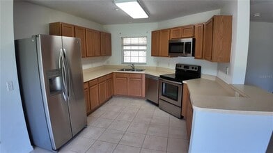 212 Winter Nellis Cir in Winter Garden, FL - Building Photo - Building Photo