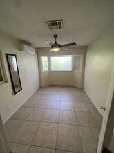 501 S Calle Abronia, Unit Apt c in Palm Springs, CA - Building Photo - Building Photo