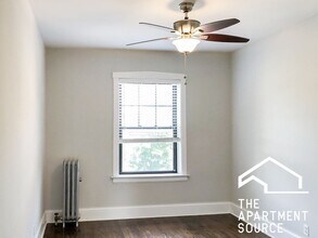 2211 W Foster Ave in Chicago, IL - Building Photo - Building Photo