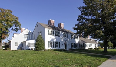 Rossmoor Adult Community in Monroe Township, NJ - Foto de edificio - Building Photo