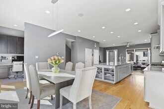 120 Cambria Walk in Alexandria, VA - Building Photo - Building Photo