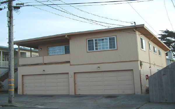 108 Salada Ave in Pacifica, CA - Building Photo - Building Photo