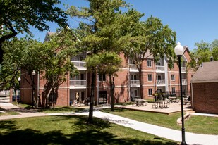 1217 24th St in Des Moines, IA - Building Photo