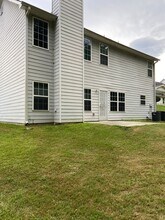 2263 Crimson Creek Ln in Snellville, GA - Building Photo - Building Photo