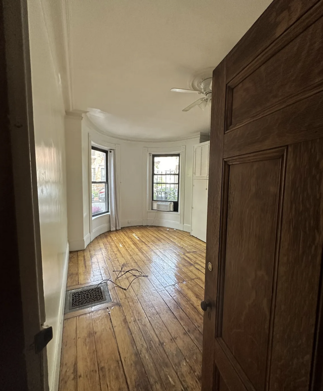 property at 25 Cumberland St