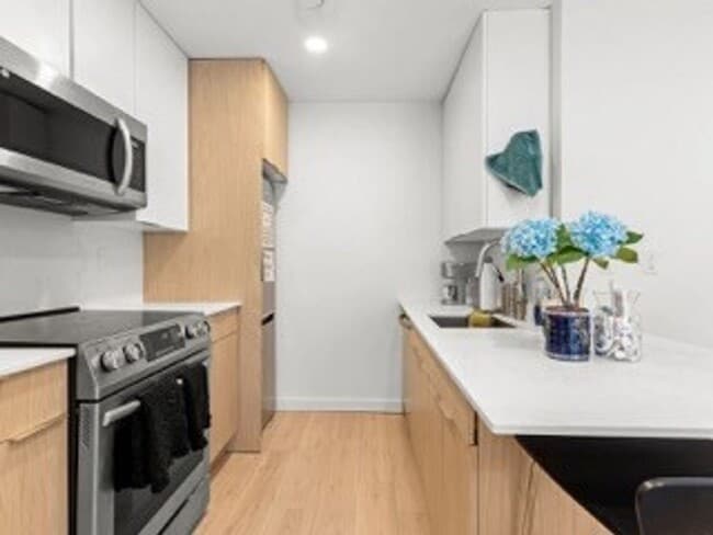 11-A Parker Hill Ave in Boston, MA - Building Photo - Building Photo