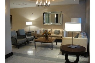 The Tides in Hollywood, FL - Building Photo - Lobby