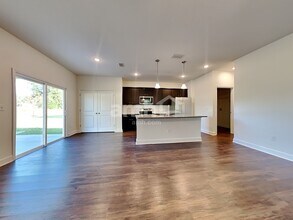 998 Tan Tara Trl in Jacksonville, FL - Building Photo - Building Photo