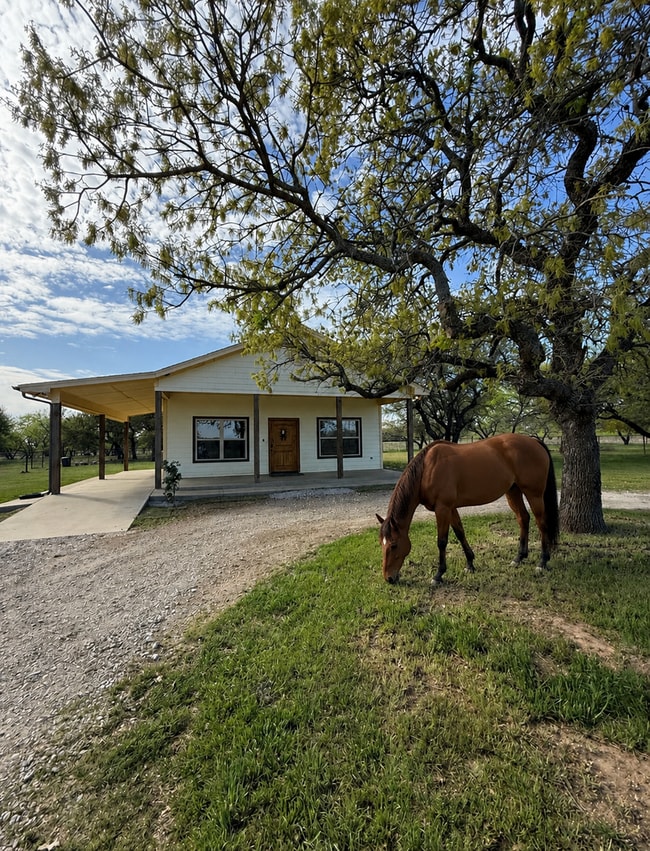 property at 625 Southridge Dr