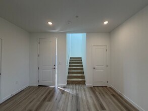 1714 River Vista Way in Lompoc, CA - Building Photo - Building Photo