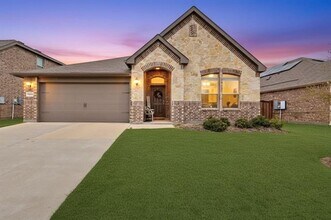 11501 White River Dr in Krugerville, TX - Building Photo - Building Photo