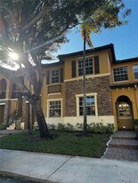 9219 SW 227th St in Cutler Bay, FL - Building Photo