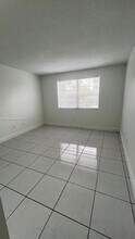 4570 NW 79th Ave in Doral, FL - Building Photo - Building Photo