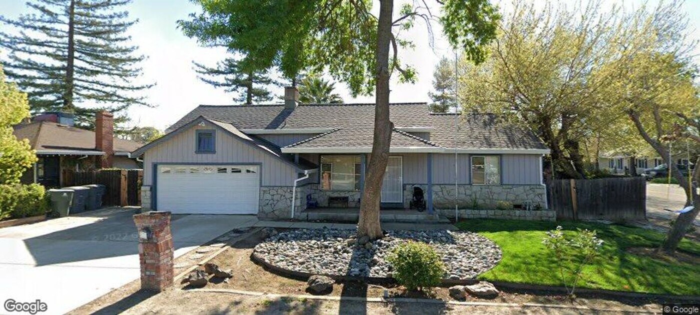 5085 4th St in Rocklin, CA - Building Photo