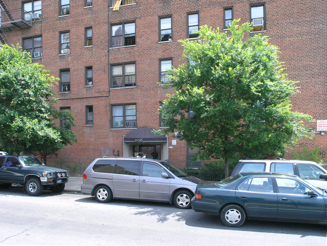 2176 Grand Ave in Bronx, NY - Building Photo - Building Photo