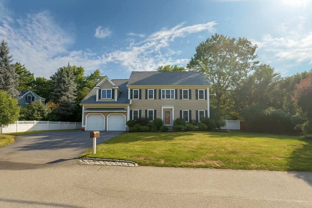3 Myrna Rd in Lexington, MA - Building Photo