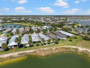 14162 Nautica Ct in Naples, FL - Foto de edificio - Building Photo