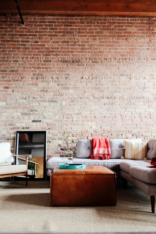 2111 W Churchill St in Chicago, IL - Building Photo - Building Photo