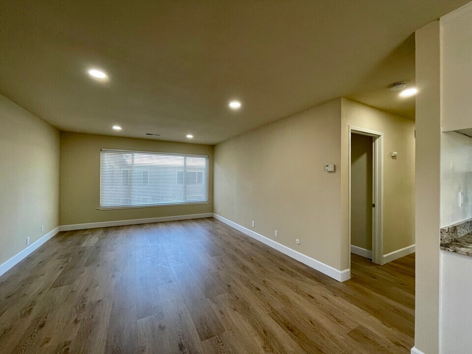 786 Elm St in San Carlos, CA - Building Photo