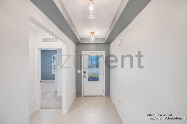 8750 Cascade Price Cir in North Fort Myers, FL - Building Photo - Building Photo