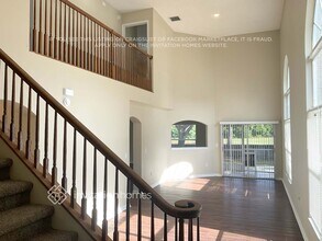 13120 Fennway Ridge Dr, Unit 608 in Riverview, FL - Foto de edificio - Building Photo