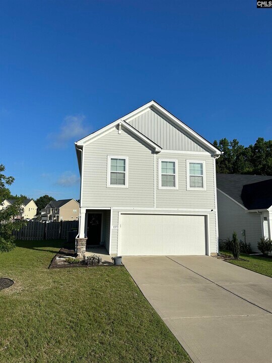 137 Plum Orchard Dr in West Columbia, SC - Building Photo