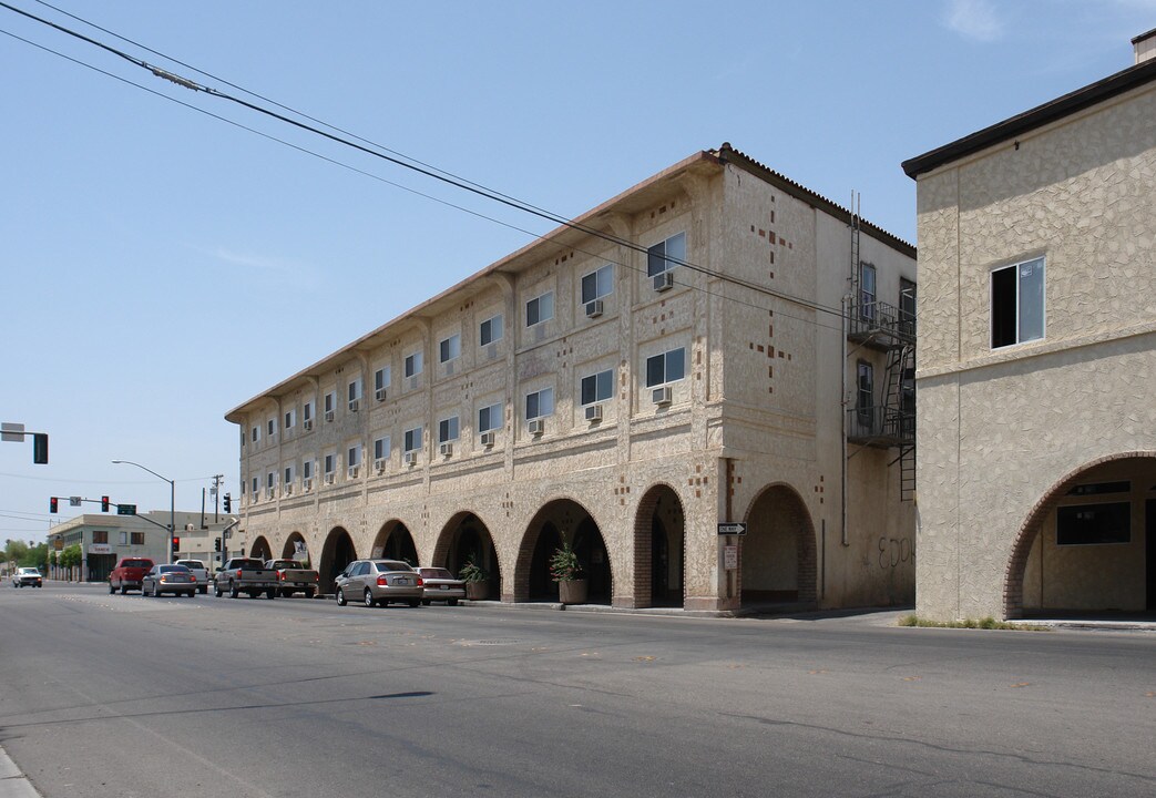 Ciudad Plaza in Brawley, CA - Building Photo