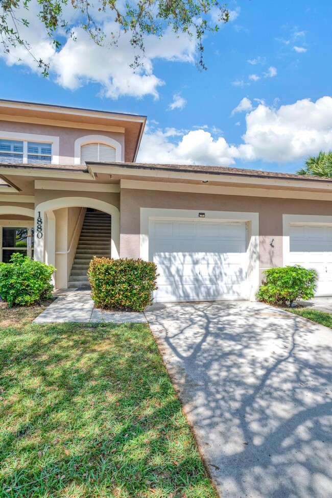 1880 Sandhill Crane Dr in Fort Pierce, FL - Building Photo - Building Photo