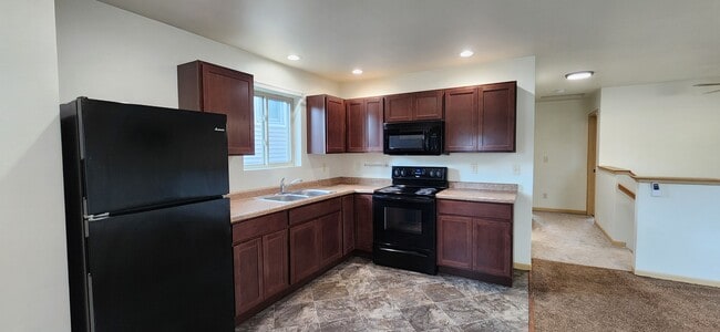 property at 609 9th St N