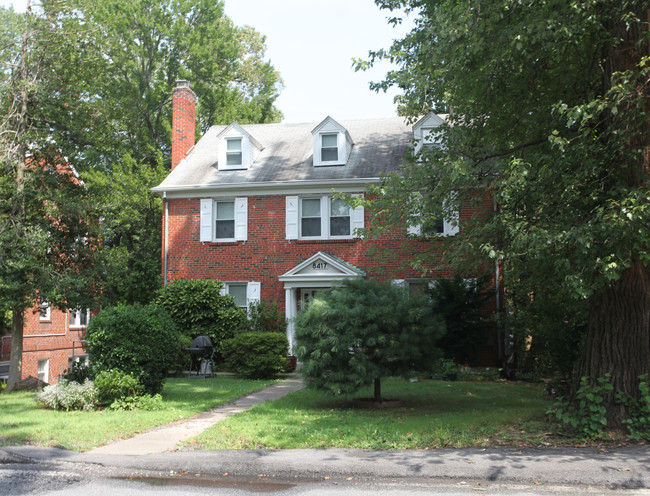 8417 Flower Ave in Takoma Park, MD - Building Photo - Building Photo