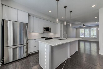 415 Gartrell St SE in Atlanta, GA - Building Photo - Building Photo