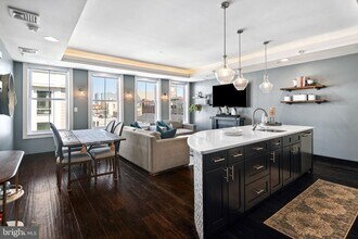 1526 Parrish St in Philadelphia, PA - Building Photo - Building Photo