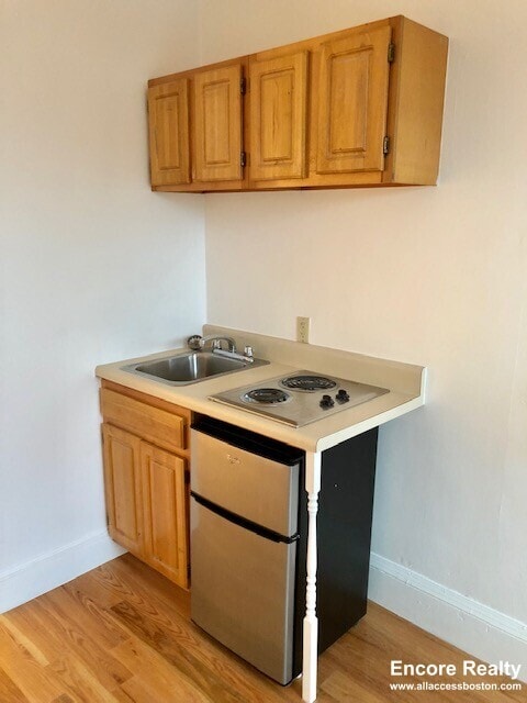 1061 Beacon St, Unit 11 in Brookline, MA - Building Photo - Building Photo