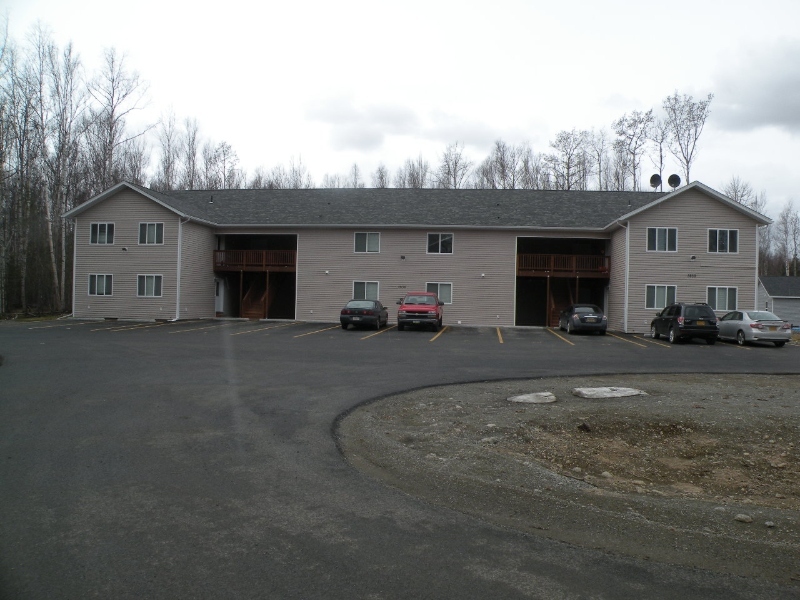 3830 S Lansing Rd in Wasilla, AK - Building Photo