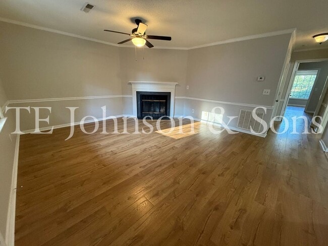 212 Olde Vineyard Ct