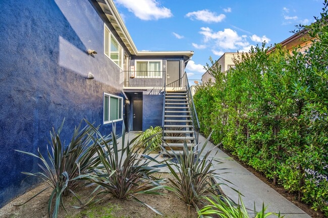 1207 Beryl St in Redondo Beach, CA - Building Photo - Building Photo