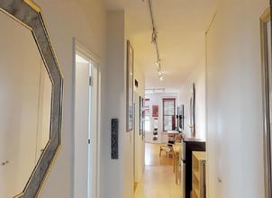 352 W 56th St in New York, NY - Building Photo - Building Photo