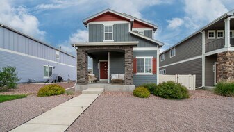 1266 Antrim Loop in Colorado Springs, CO - Building Photo