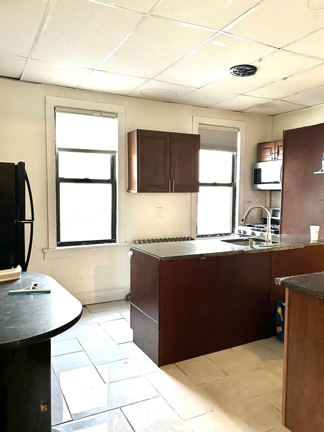 property at 20 Troy St