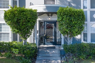 Chateau Olympic Apartments in Los Angeles, CA - Building Photo - Building Photo