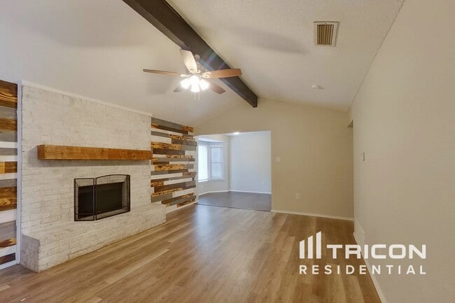 6217 Old Mill Cir in Watauga, TX - Building Photo - Building Photo