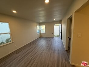 5242 Mccallum Ave in South Gate, CA - Building Photo - Building Photo
