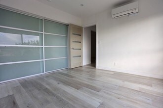 5427 Carlton Way-Unit -203 in Los Angeles, CA - Building Photo - Building Photo