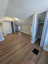 466 Main St in East Haven, CT - Building Photo - Building Photo