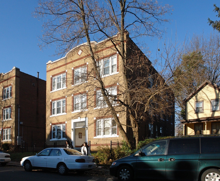 66-68 Wilson St in Hartford, CT - Foto de edificio