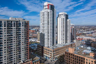 Fox Tower 2 in Edmonton, AB - Building Photo - Primary Photo