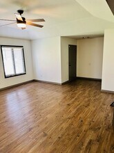 314 W Aven Ave in Nixa, MO - Building Photo - Building Photo