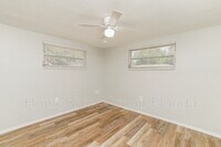 2927 Raven Dr photo'